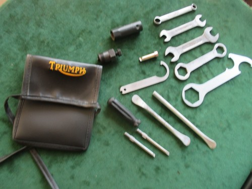 Triumph 650cc tr6 - triumph,